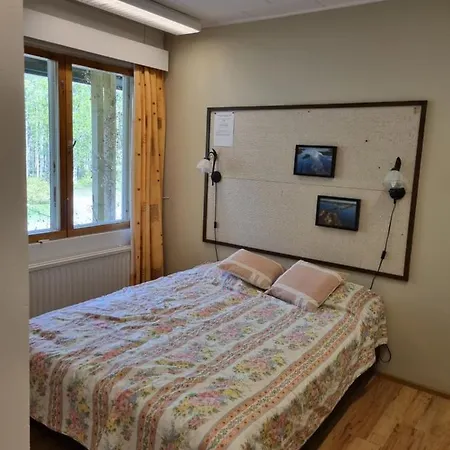 Naruskan Retkeilymaja Séjour chez l'habitant *